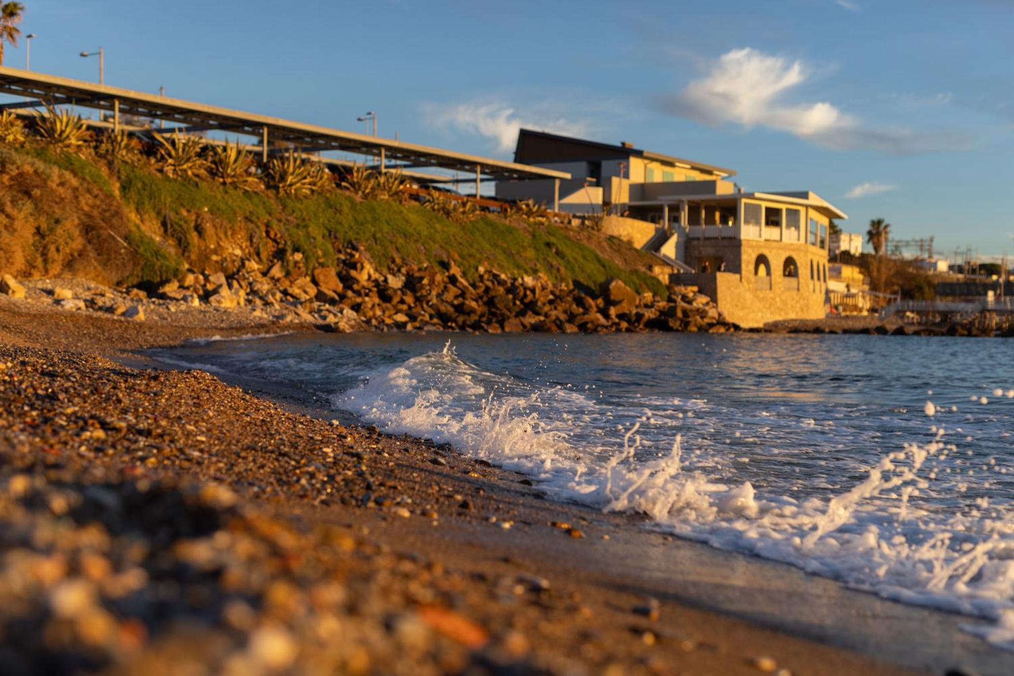 Le Suites Sul Mare Di Esterina Civitavecchia Bagian luar foto