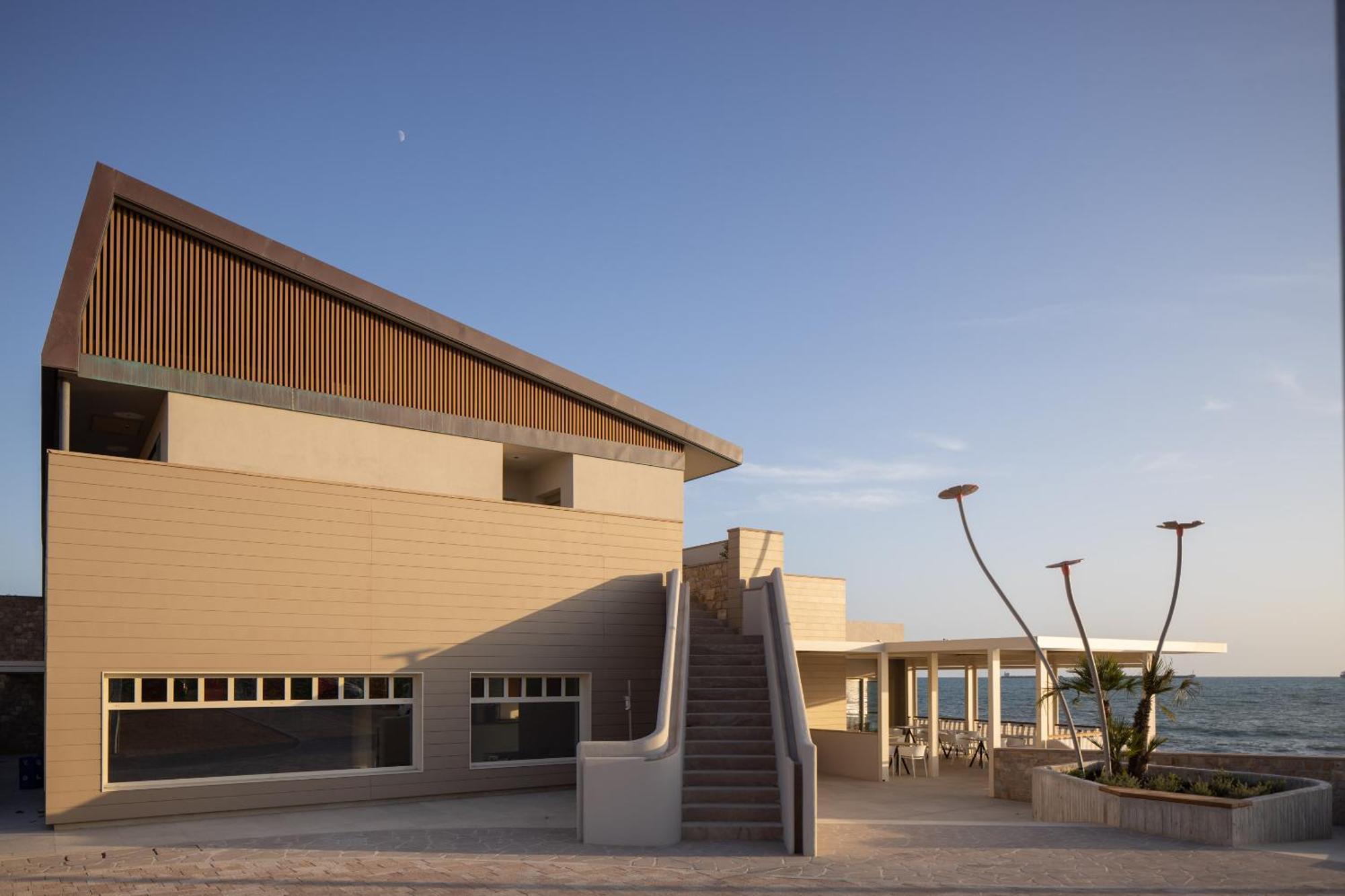 Le Suites Sul Mare Di Esterina Civitavecchia Bagian luar foto