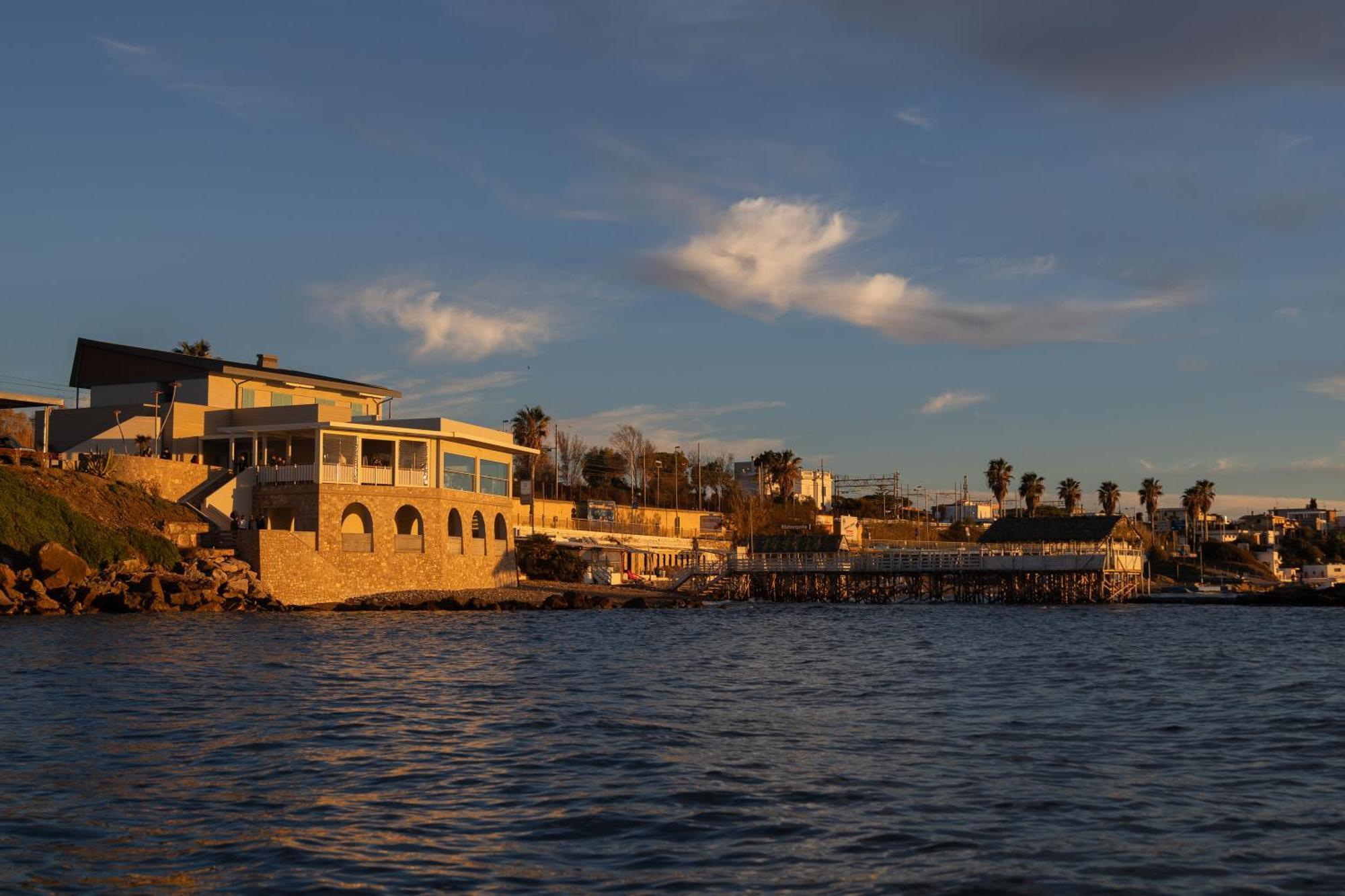 Le Suites Sul Mare Di Esterina Civitavecchia Bagian luar foto