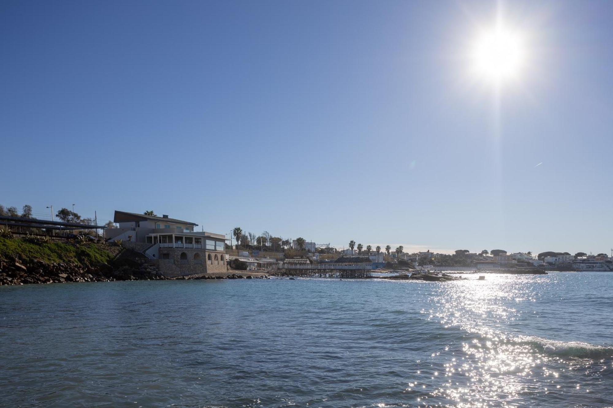 Le Suites Sul Mare Di Esterina Civitavecchia Bagian luar foto